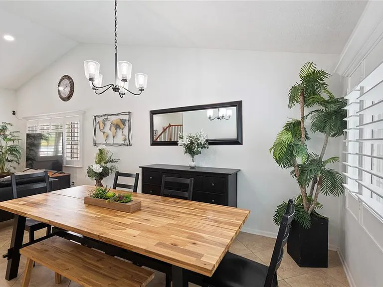 1925 Marla Ct — Photo 8