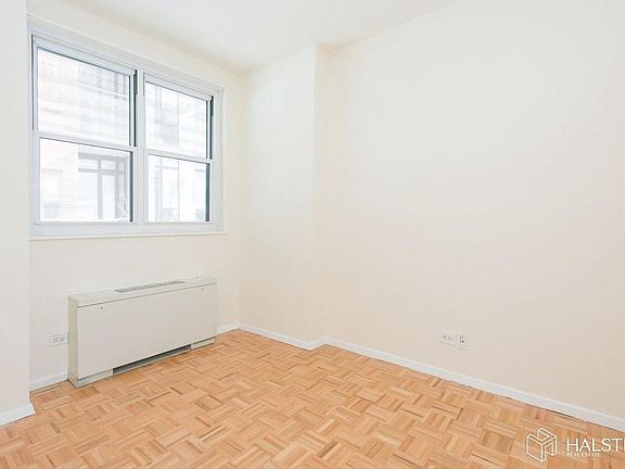 3rd image of 1401 York Ave #1E