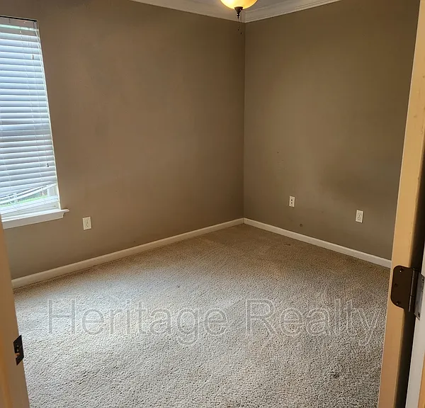6515 Airtree Ln — Photo 11