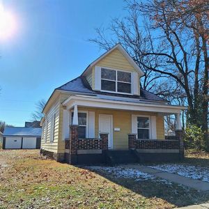 409 W 5th St, Chanute, KS, 66720