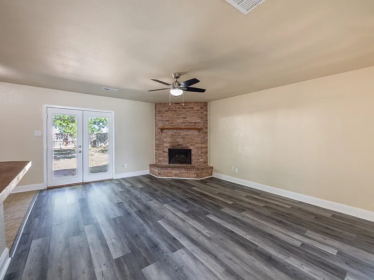 5709 Denise Dr — Photo 7