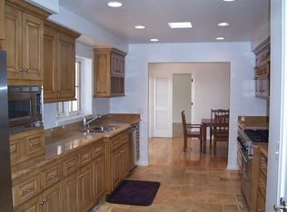 610 Olive Rd, Santa Barbara, CA 93108