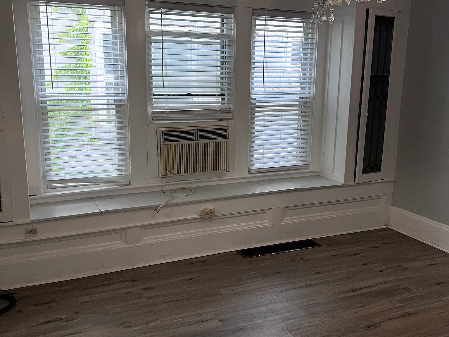 4 bed, $1,225 — Photo 4