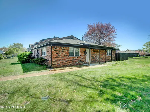 96 Greenwood Loop Road, Brick, NJ 08724