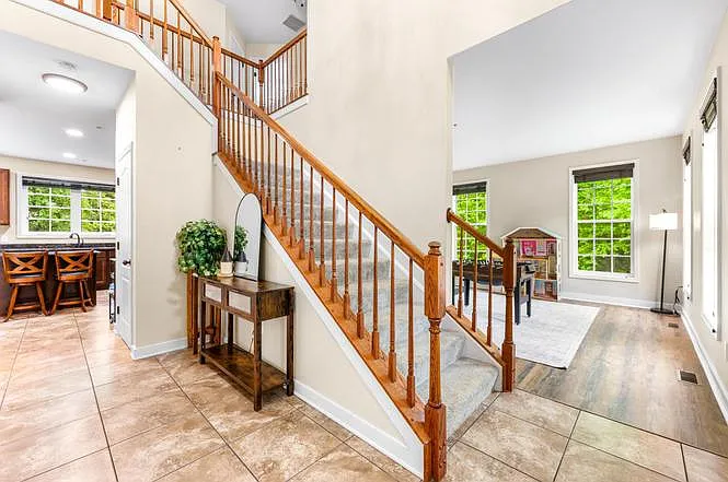 141 North Dr — Photo 13