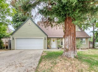 1212 Cypress Ave, Clovis, CA 93611