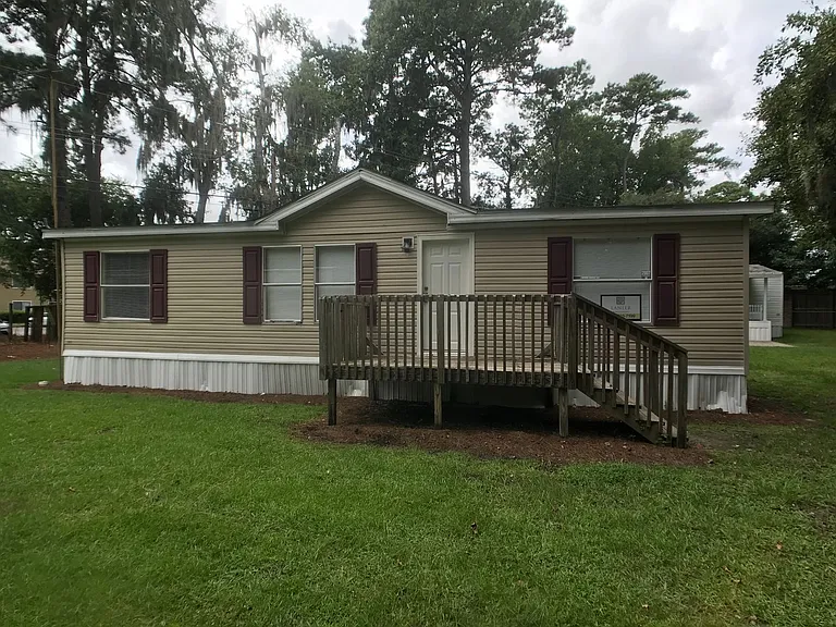 6803 Waters Ave — Photo 28