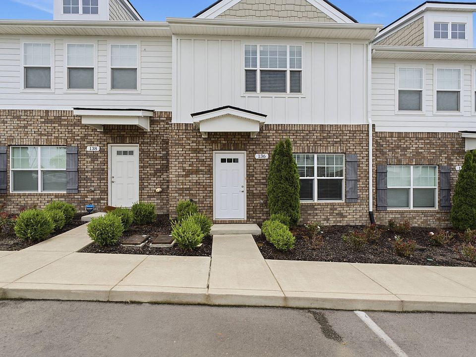 1st image of 136 Dry Creek Commons Dr