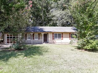 3866 Misty Bleau Dr, Powder Springs, GA 30127