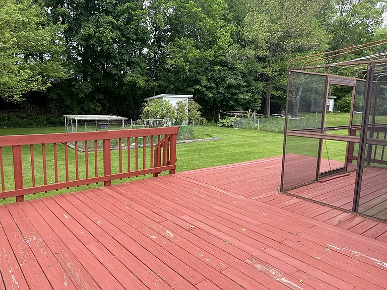32 Harriet Ave — Photo 10