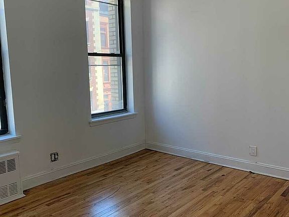 4th image of 522 W 157th St #3C