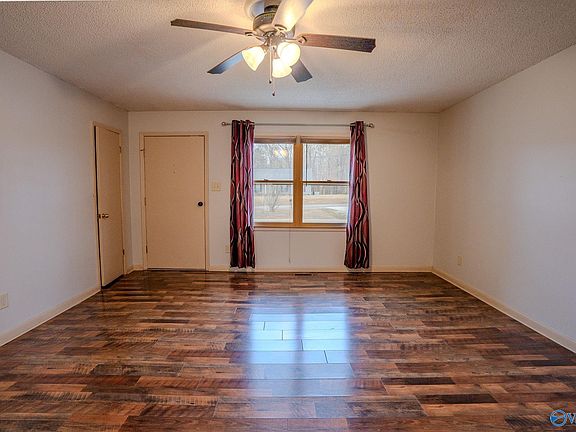 2nd image of 218 County Road 364