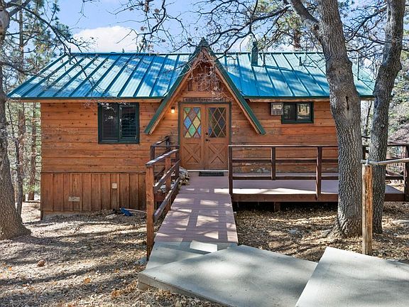 2nd image of 43939 Canyon Crest Dr