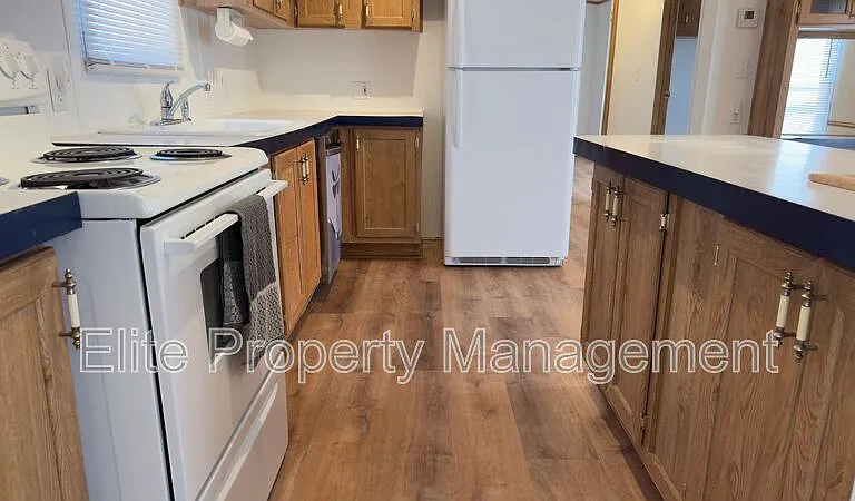 98 E Byrd Dr — Photo 8