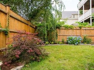 11 Roberts Rd #1, Cambridge, MA 02138