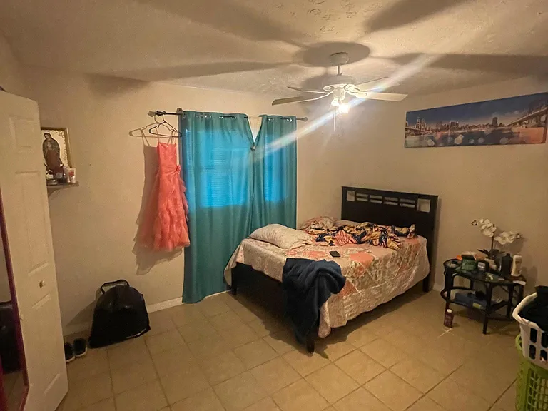 901 S Park Ct — Photo 5