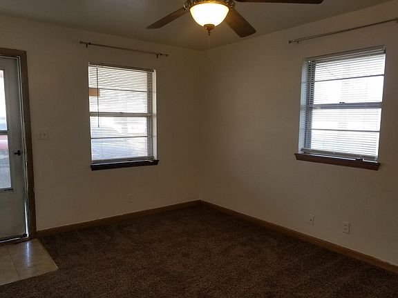 3rd image of 3604 N Redmond Ave