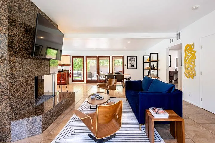 3 bed, 1919 sqft, $13,000 — Photo 4