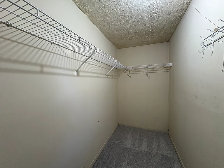 2645 Adams St — Photo 8