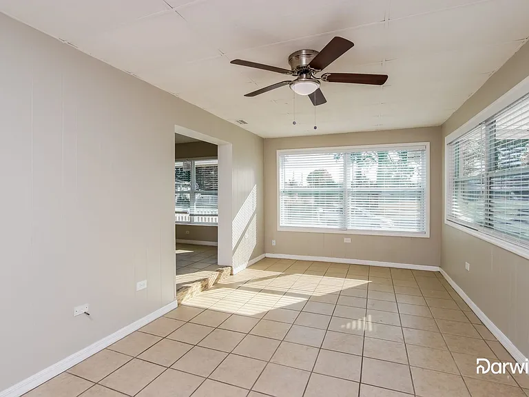 1521 Burgess Ct — Photo 5