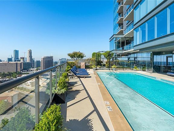 3rd image of 3630 Peachtree Rd NE Unit 2204