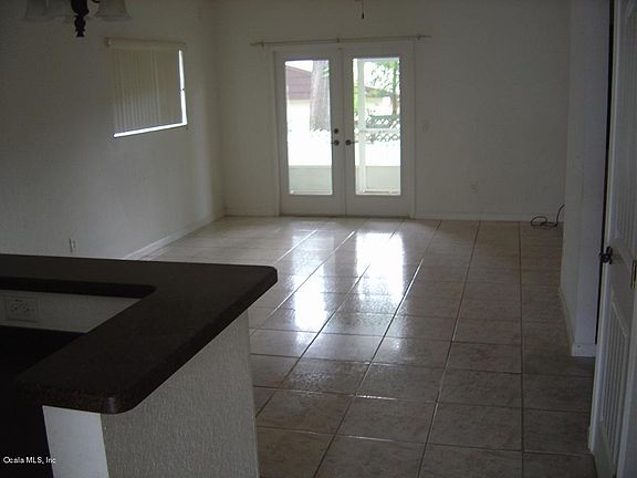 5th image of 2935 NE 7th St APT 303