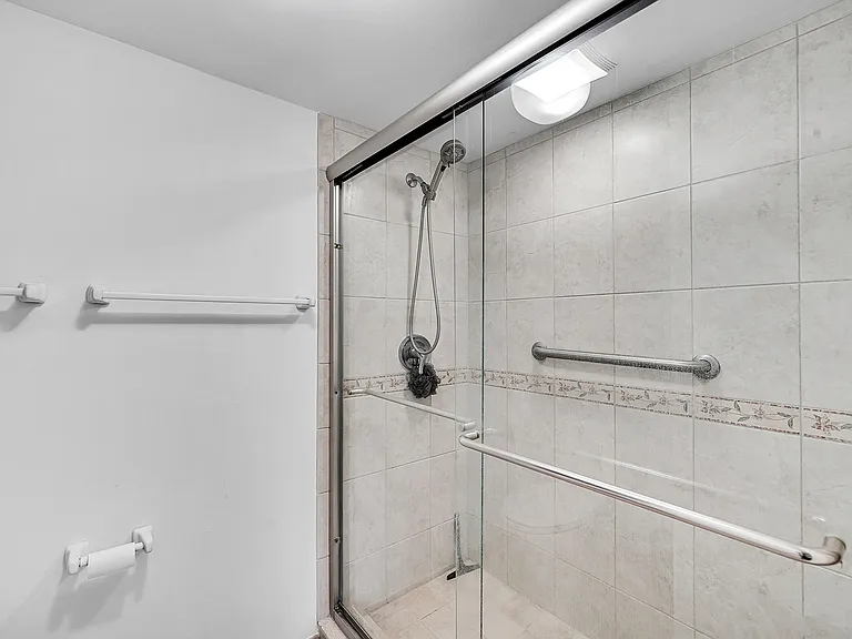 159 NW 70th St #416 — Photo 14