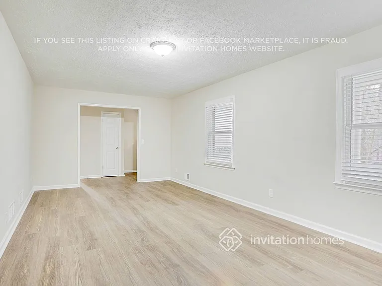 1851 Birch Ct SW — Photo 6