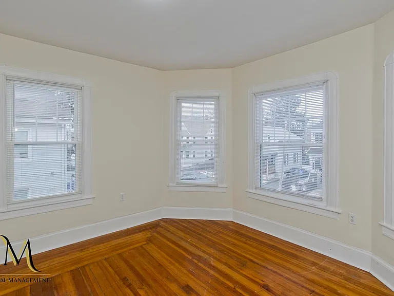 54 Clantoy St — Photo 4