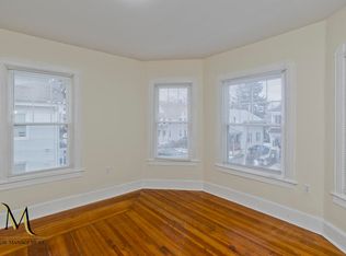 54-56 Clantoy St, Springfield, MA 01104