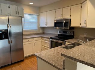 1811 S Quebec Way APT 3, Denver, CO 80231