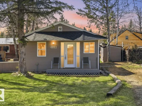 4812 59th St, Alberta Beach, AB T0E 0A0
