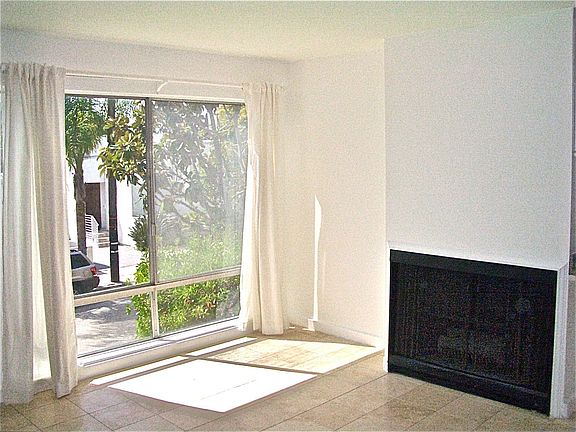 4th image of 8960 Cynthia St APT Cl2