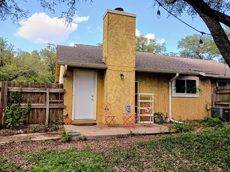 4902 Duval Rd #R2 — Photo 15