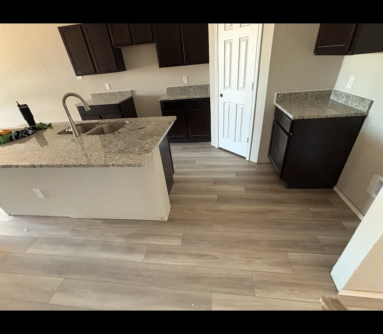 3 bed, 1332 sqft, $1,695 — Photo 3