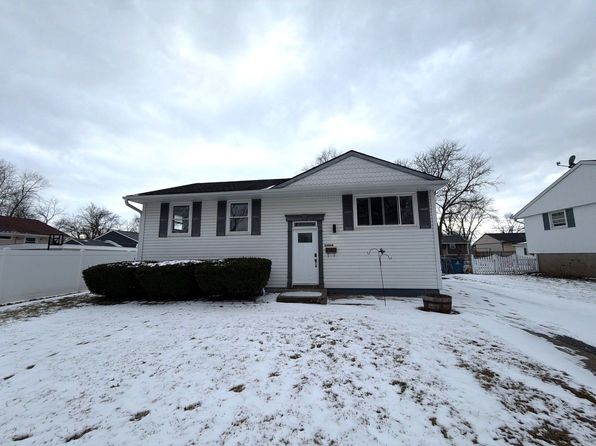 (undisclosed Address)