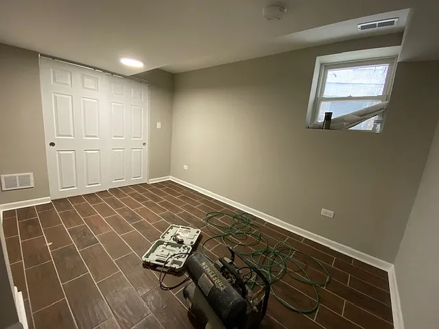 Monticello 2700 N - G — Photo 4