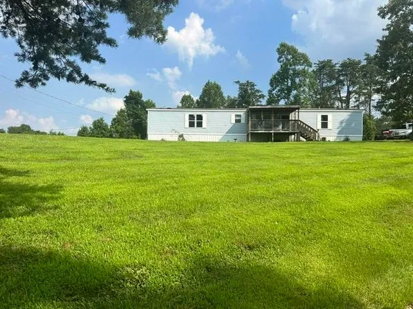 762 Herdman Rd, Leon, WV 25123