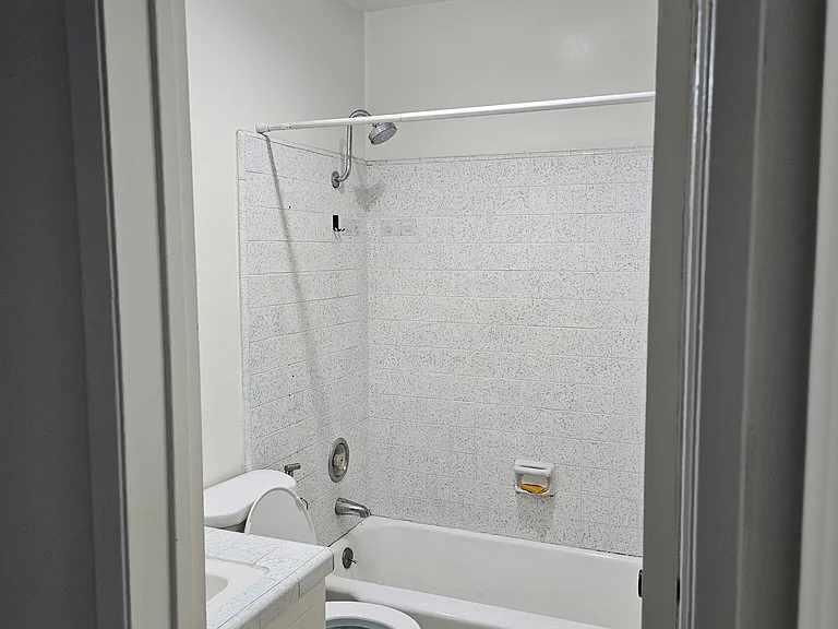 1363 E Acacia Ave #7 — Photo 2