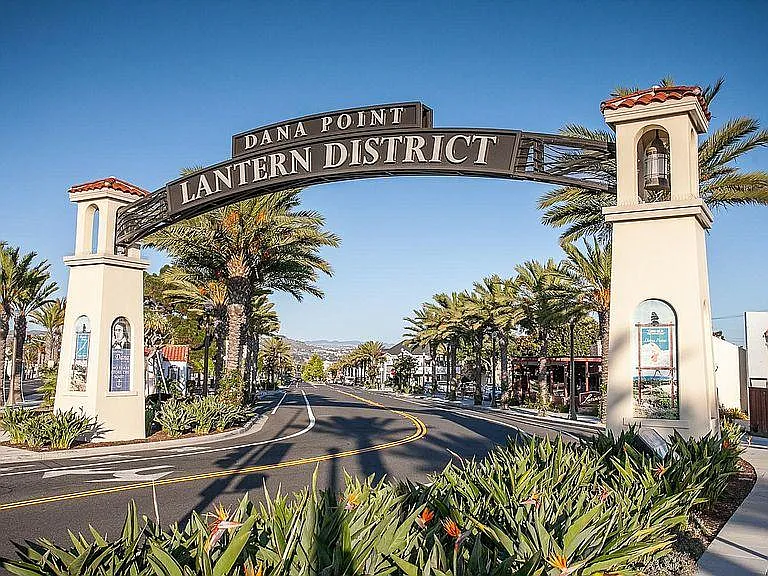Walking distance to the wonderful downtown Lantern District of Dana Point.