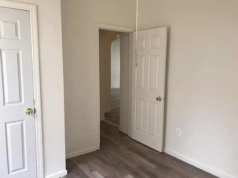 630 Howard Ave — Photo 1