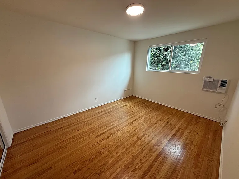 1514 S Orange Grove Ave #8 — Photo 9