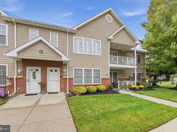 100 Pristine Pl #Q, Sewell, NJ 08080
