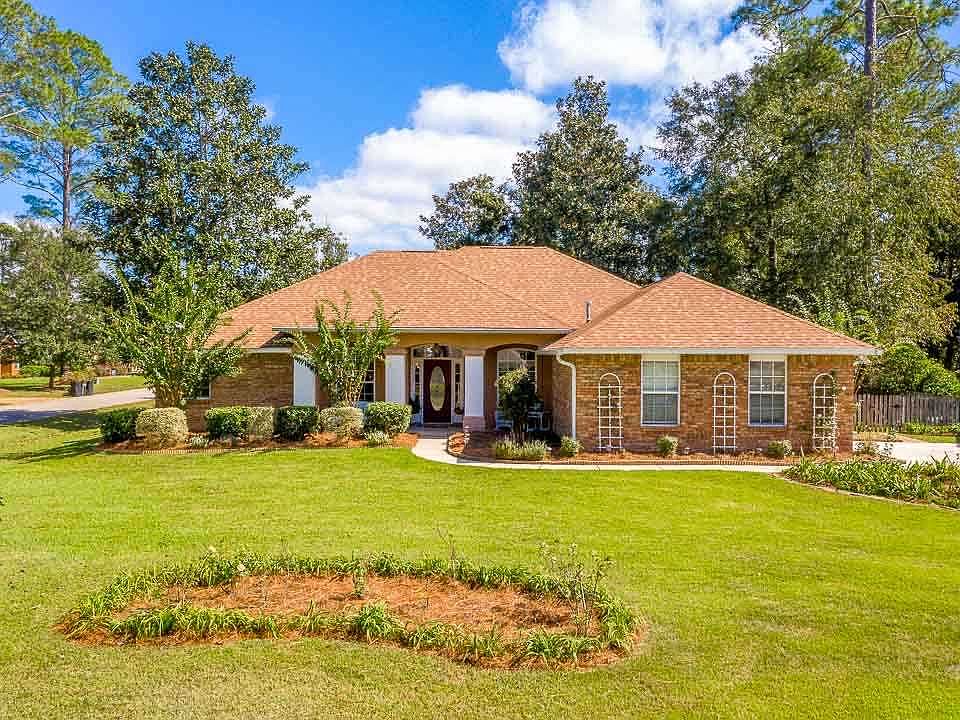 1st image of 101 Greenway Dr