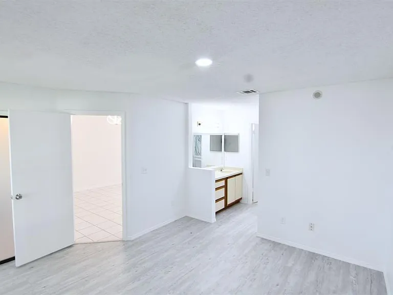 72 Lakepointe Cir — Photo 18