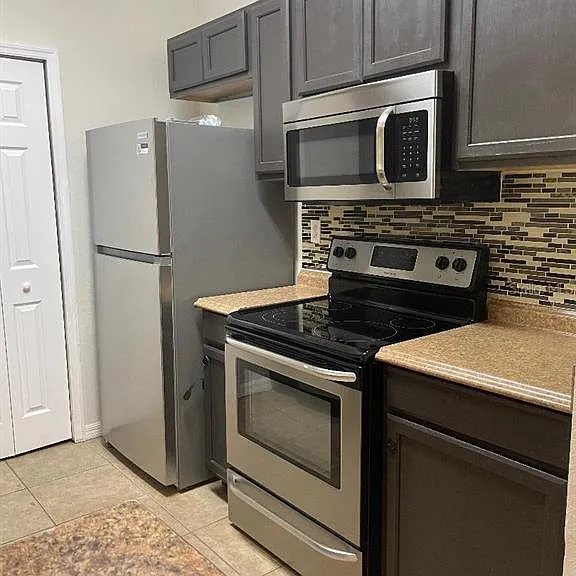 5602 Pinnacle Heights Cir #111 — Photo 9