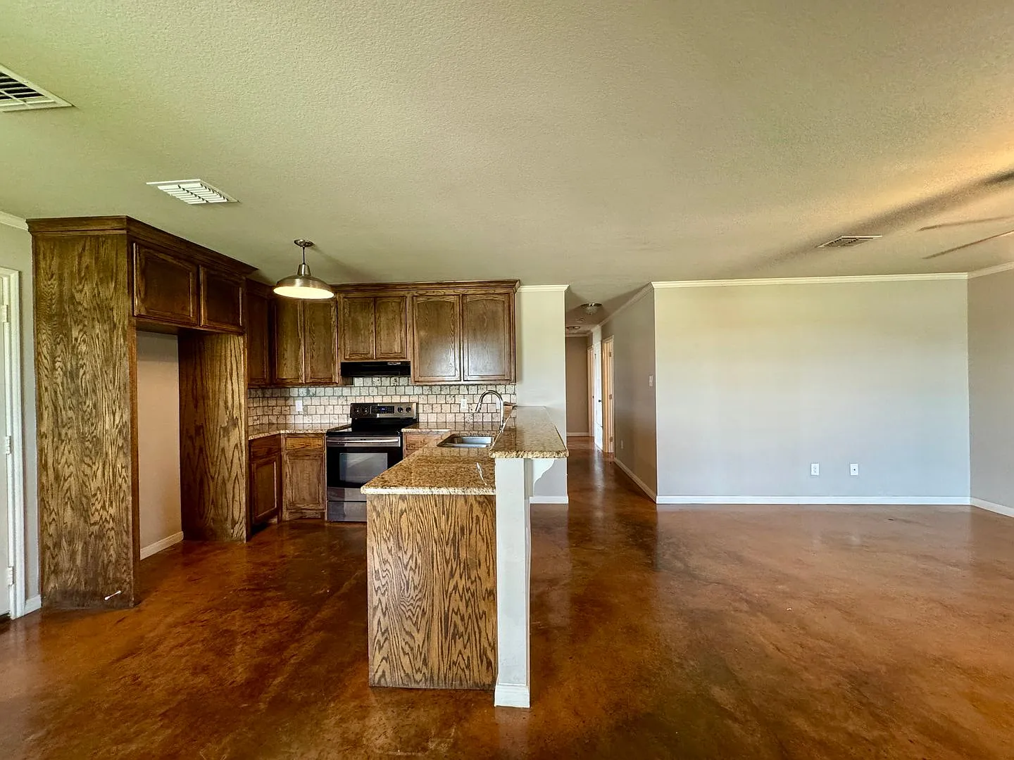Single Family Home — Photo 3