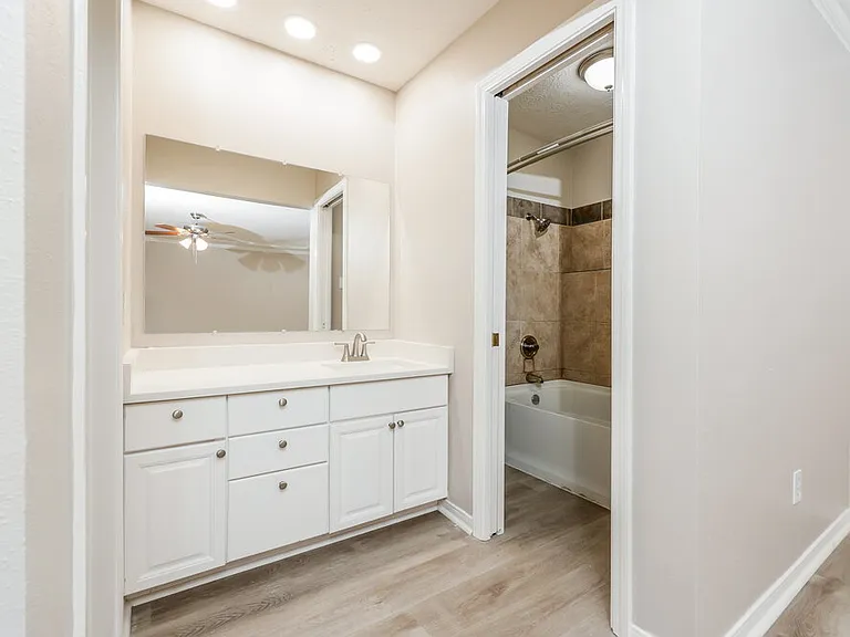 4018 Oakrun Dr — Photo 14