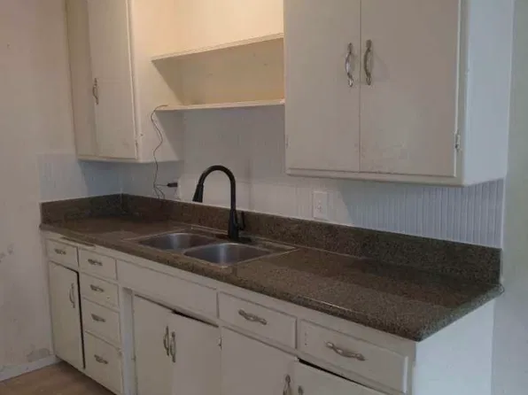 16404 S Manhattan Pl APT B, Gardena, CA 90247