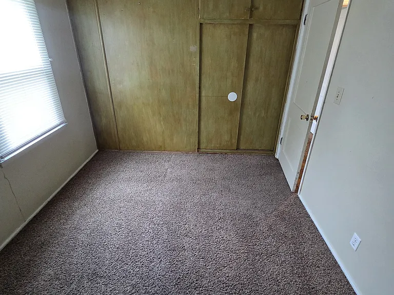 1524 W Kettelle St — Photo 8